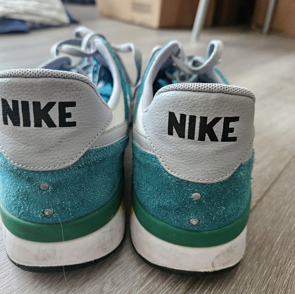 Teal and White Nike Sneakers - Picture 5 of 5